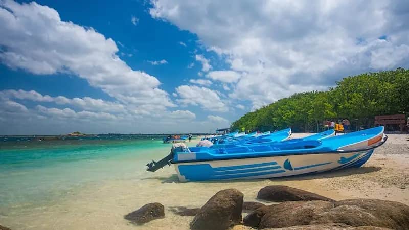 Hotels in Trincomalee The Trincomalee area, where our hotel picks are based