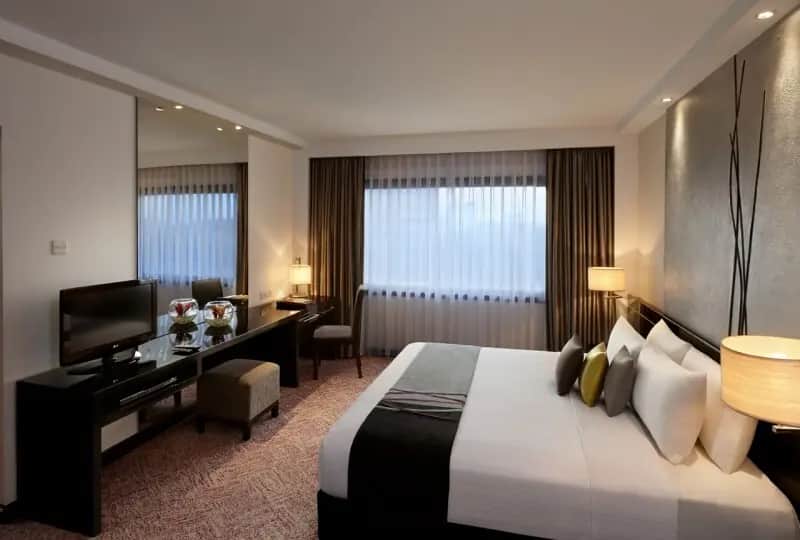 The Cilantro Suite at Cinnamon Lakeside