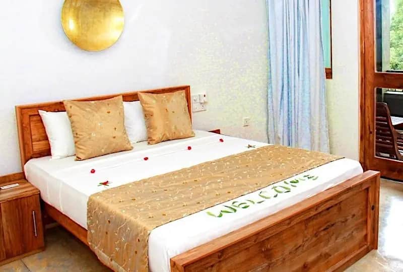 Inside the Deluxe Room at Kalu's Hideaway, Udawalawe