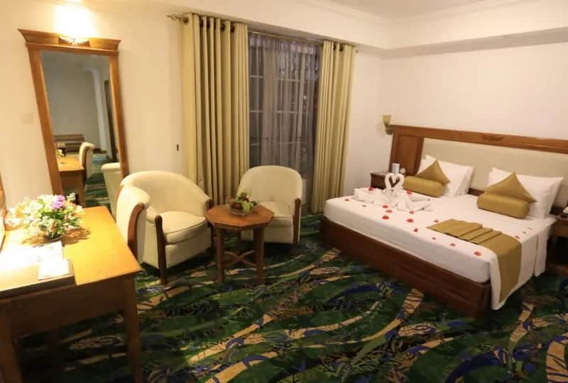 Inside the Deluxe Rooms at Araliya Green Hills, Nuwara Eliya