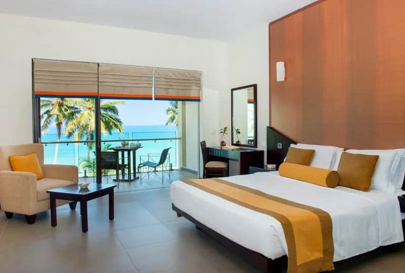 Inside the Deluxe Rooms at Hotel Shinagawa Beach, Ahungalle