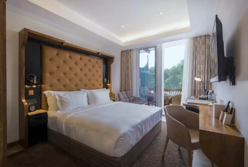 Executive King - The Radh The Executive King at The Radh in Kandy