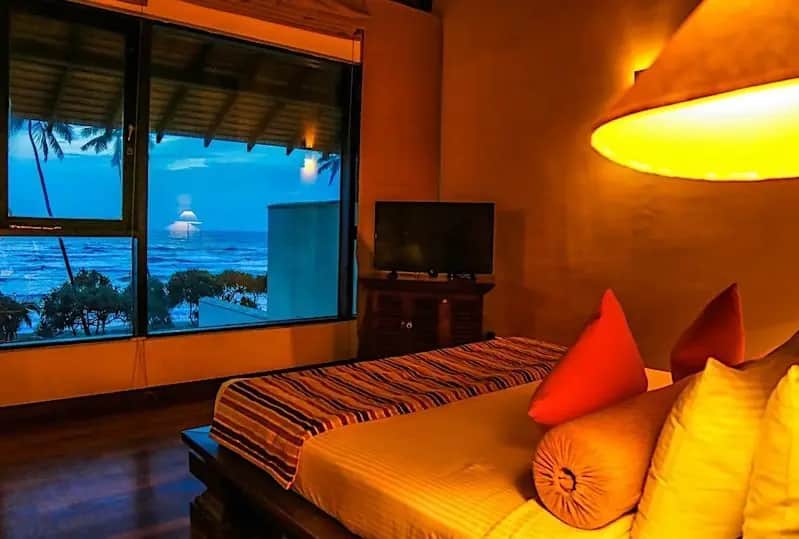 Presidential Suite at Oak Ray Haridra Beach Resort, a stay in Wadduwa