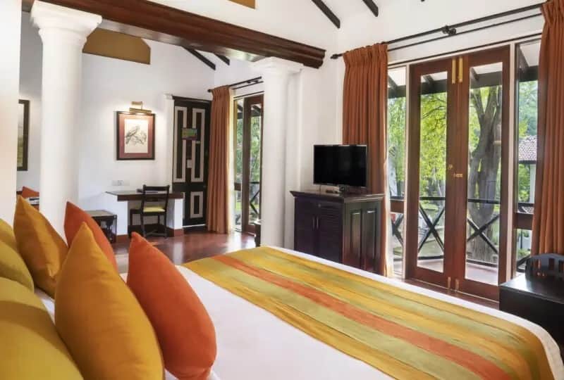 Inside the Suites at Cinnamon Lodge, Habarana