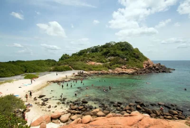 A view of Pigeon Island in Trincomalee, Sri Lanka