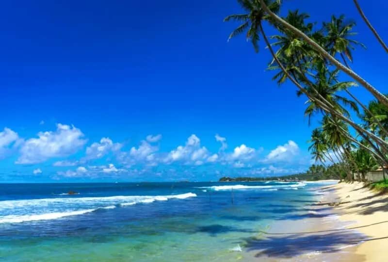 Unawatuna Beach, one of the things to do in Sri Lanka