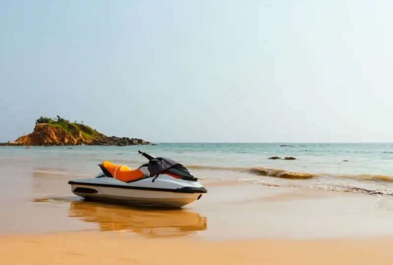 Water Sports in Bentota, one of the things to do in Sri Lanka