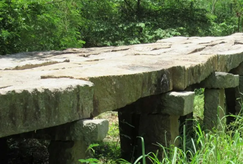 Akurugoda Stone Inscriptions