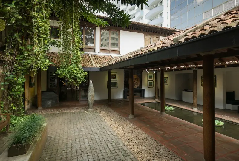 Visit the Geoffrey Bawa Office (Present: Gallery Café)